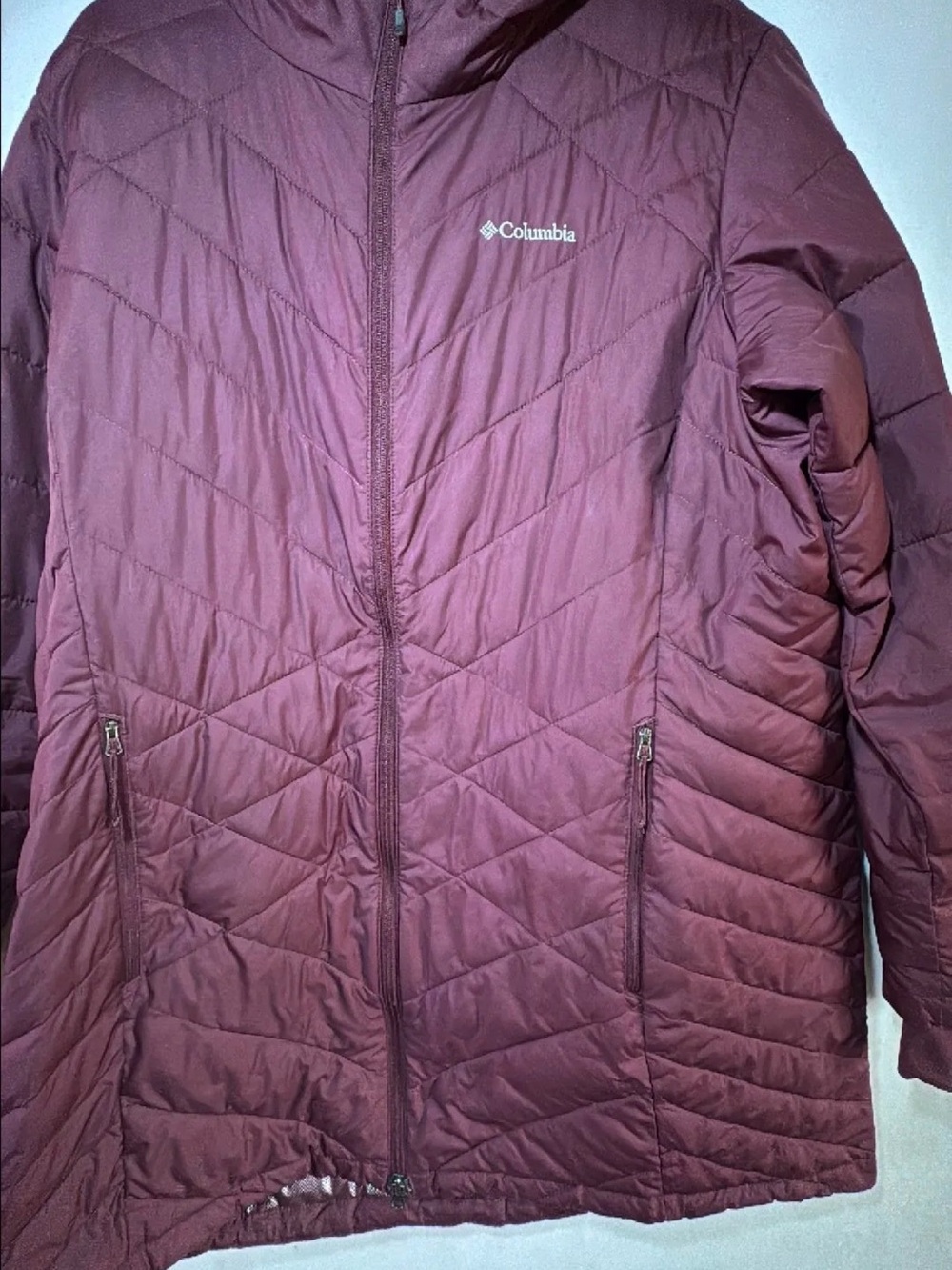 Columbia Women's Maroon Quilted Packable Puffer Jacket